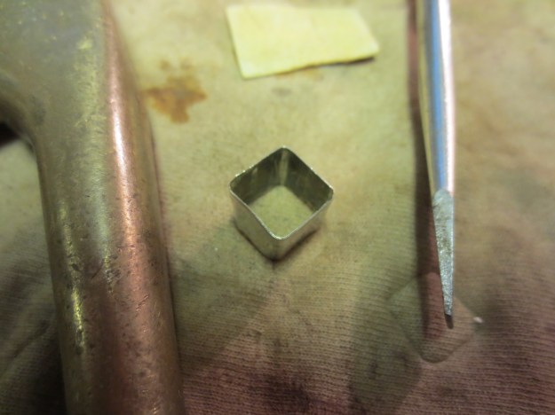 The band is squared and ready to be pressure fitted.